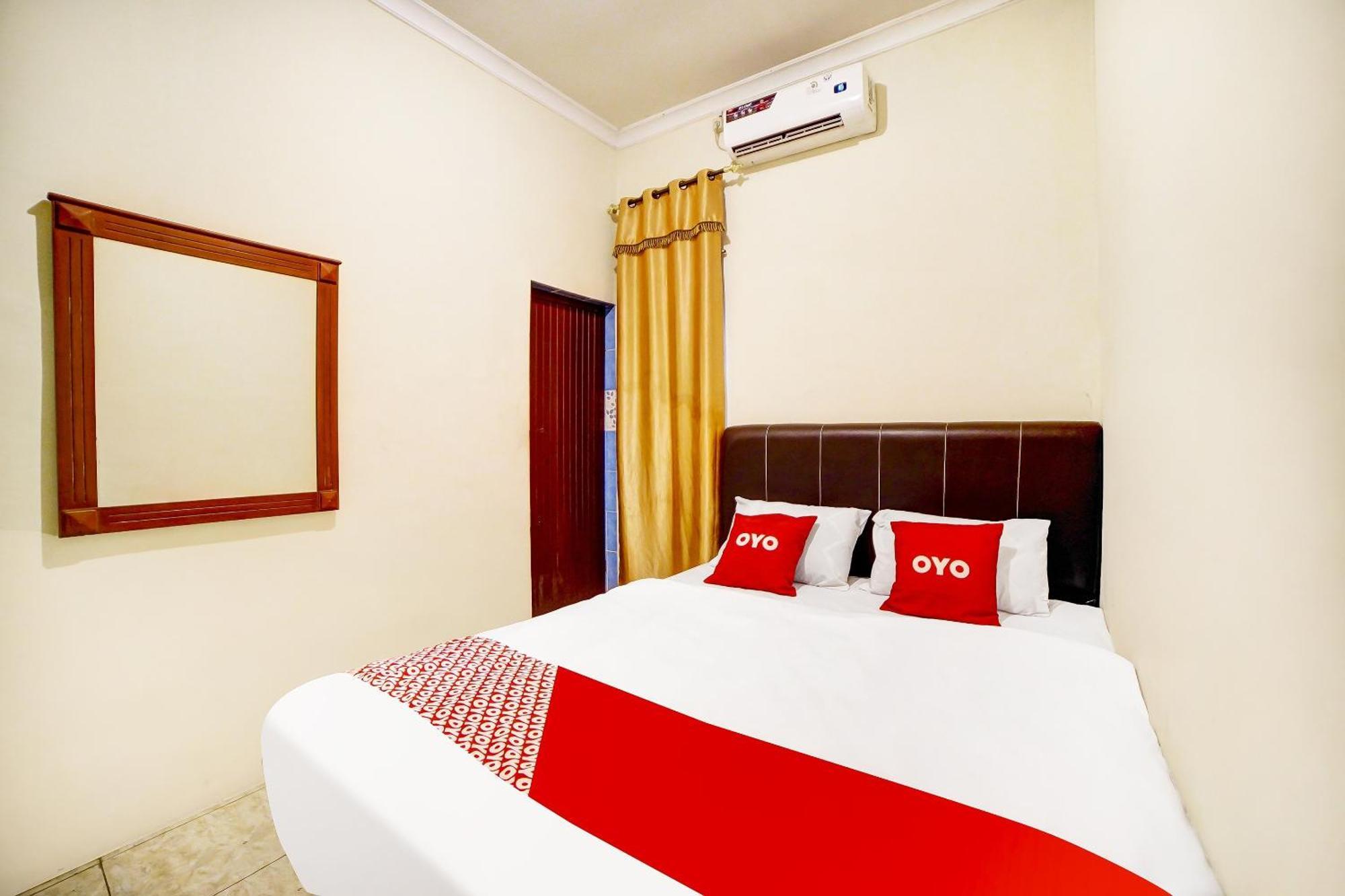 Oyo 91199 Felicia Homestay 棉兰 外观 照片
