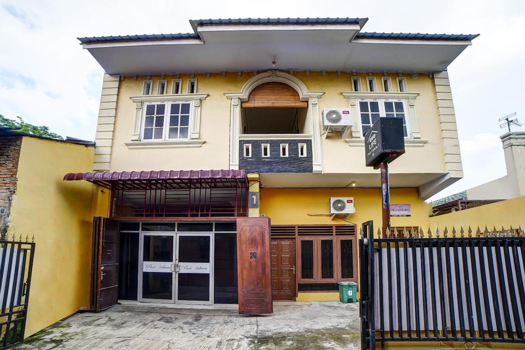 Oyo 91199 Felicia Homestay 棉兰 外观 照片